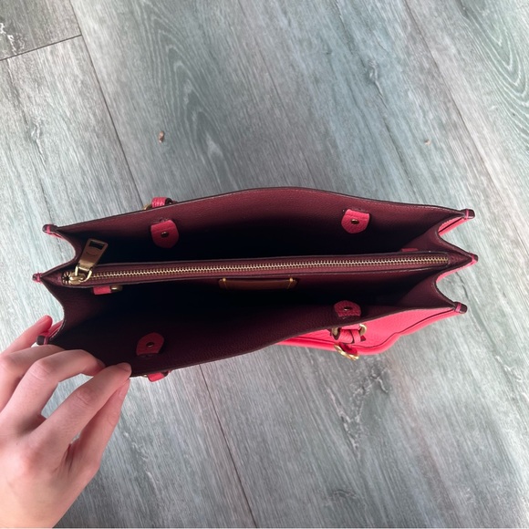 COACH Tyler Carryall 28 pink leather tote bag gold hardware - Picture 6 of 14